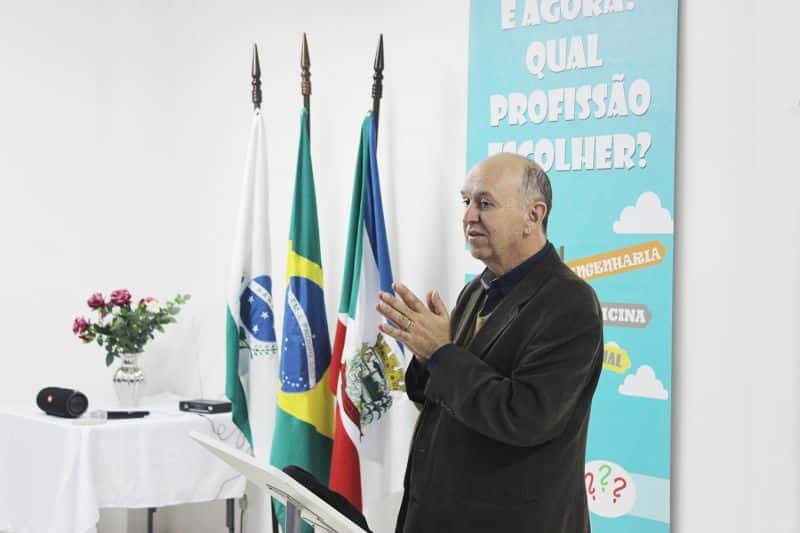 Palestra sobre Ética Empresarial na Unioeste